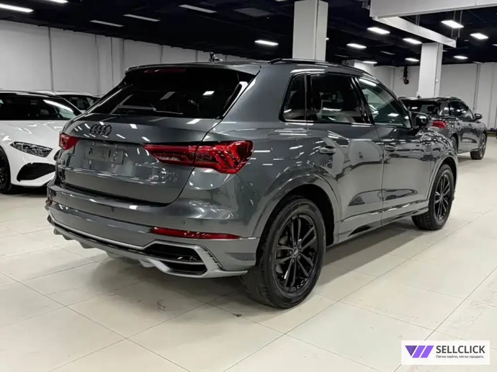 Audi Q3 1.4 Робот, 2022, 39000 км