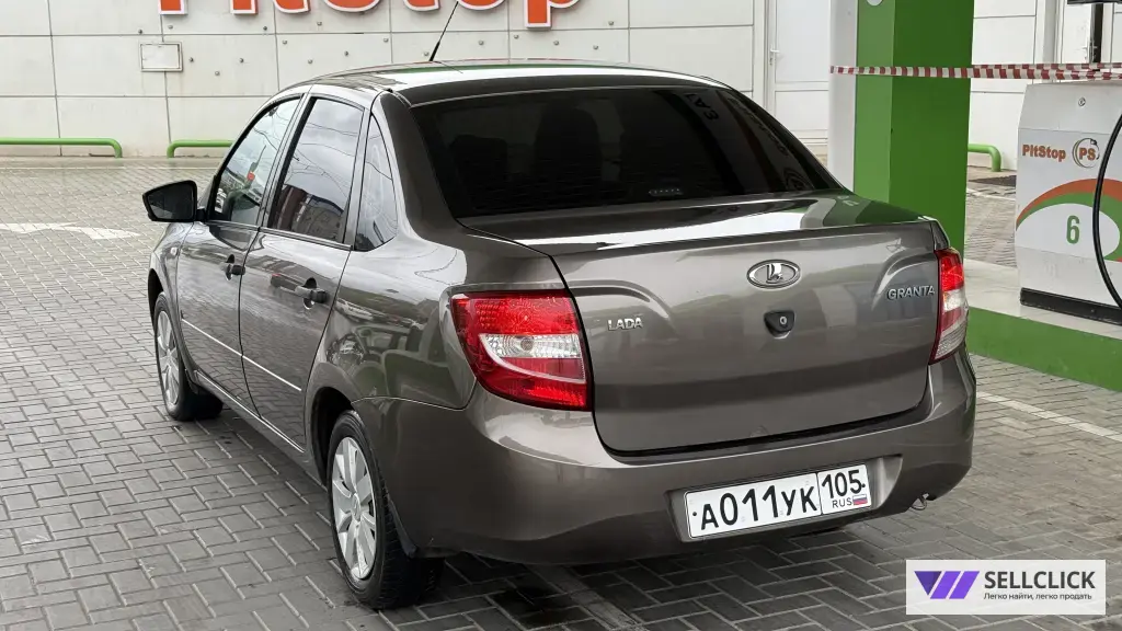 LADA (ВАЗ) Granta 1.6 Механическая, 2017, 156000 км