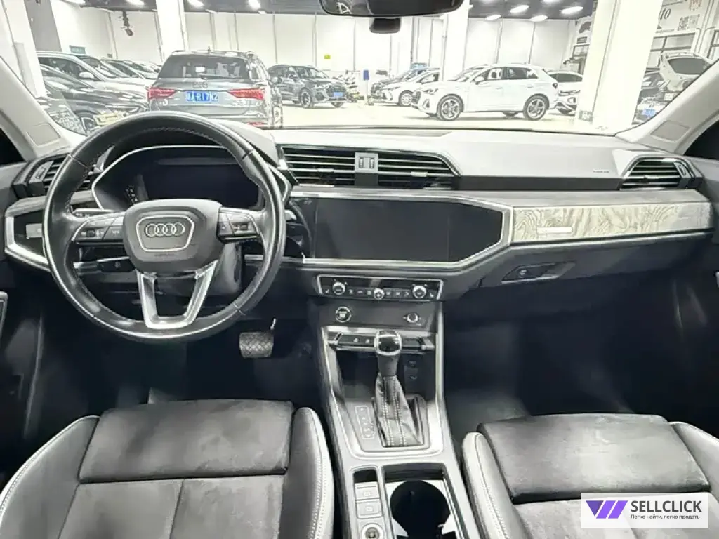 Audi Q3 1.4 Робот, 2022, 39000 км