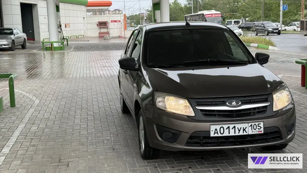 LADA (ВАЗ) Granta 1.6 Механическая, 2017, 156000 км