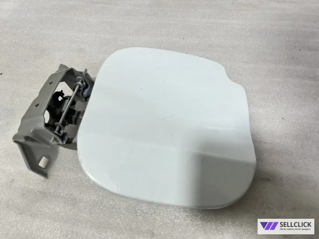 Лючок бензобака Lada Xray