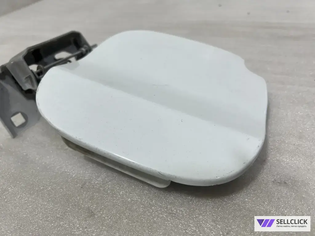 Лючок бензобака Lada Xray