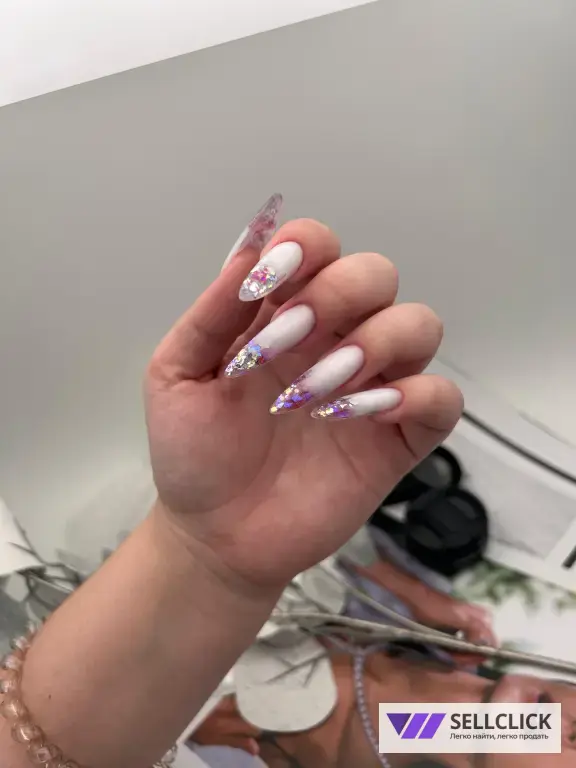 маникюр, педикюр, наращивание ногтей