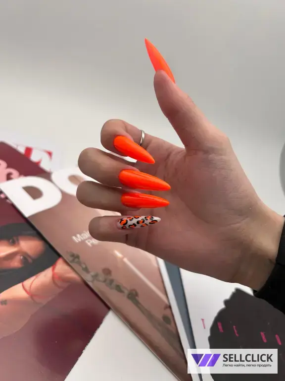 маникюр, педикюр, наращивание ногтей