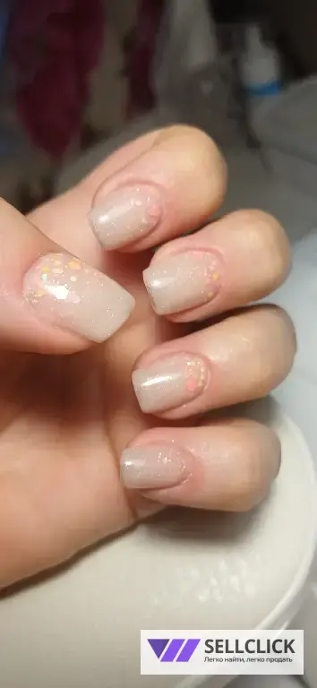 Маникюр и педикюр