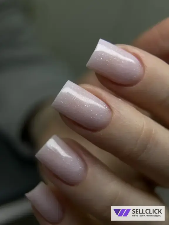 маникюр, педикюр, наращивание ногтей