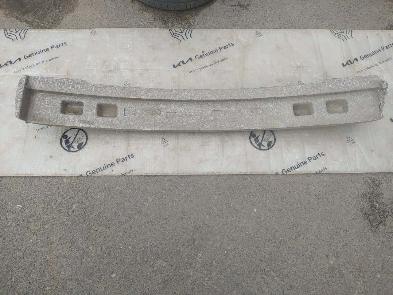 Усилитель бампера