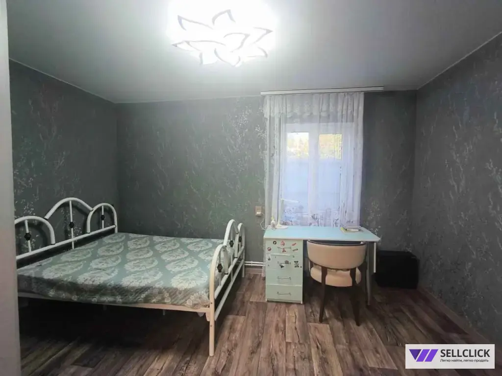 Продается дом с ремонтом и участком