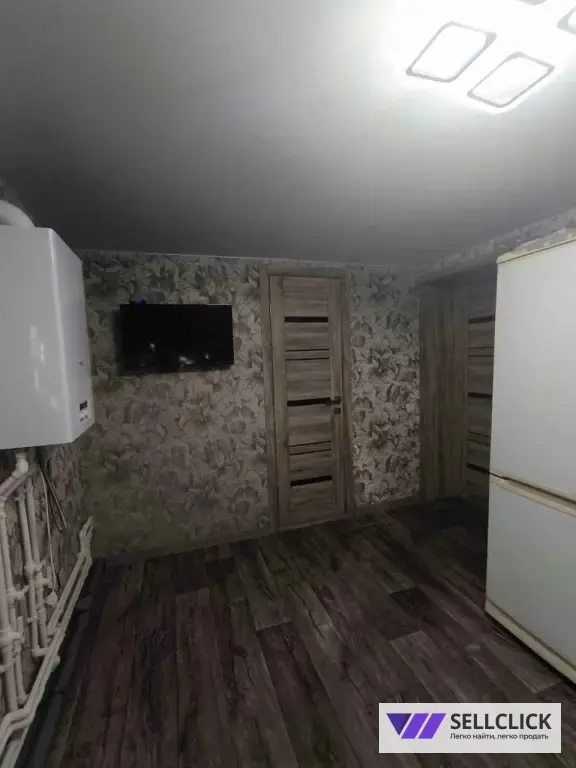 Продается дом с ремонтом и участком