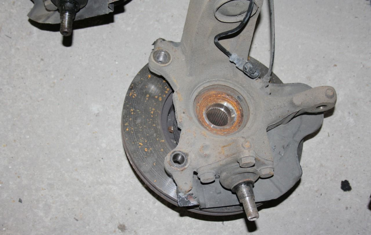 Кулак поворотный Ситроен Джампер