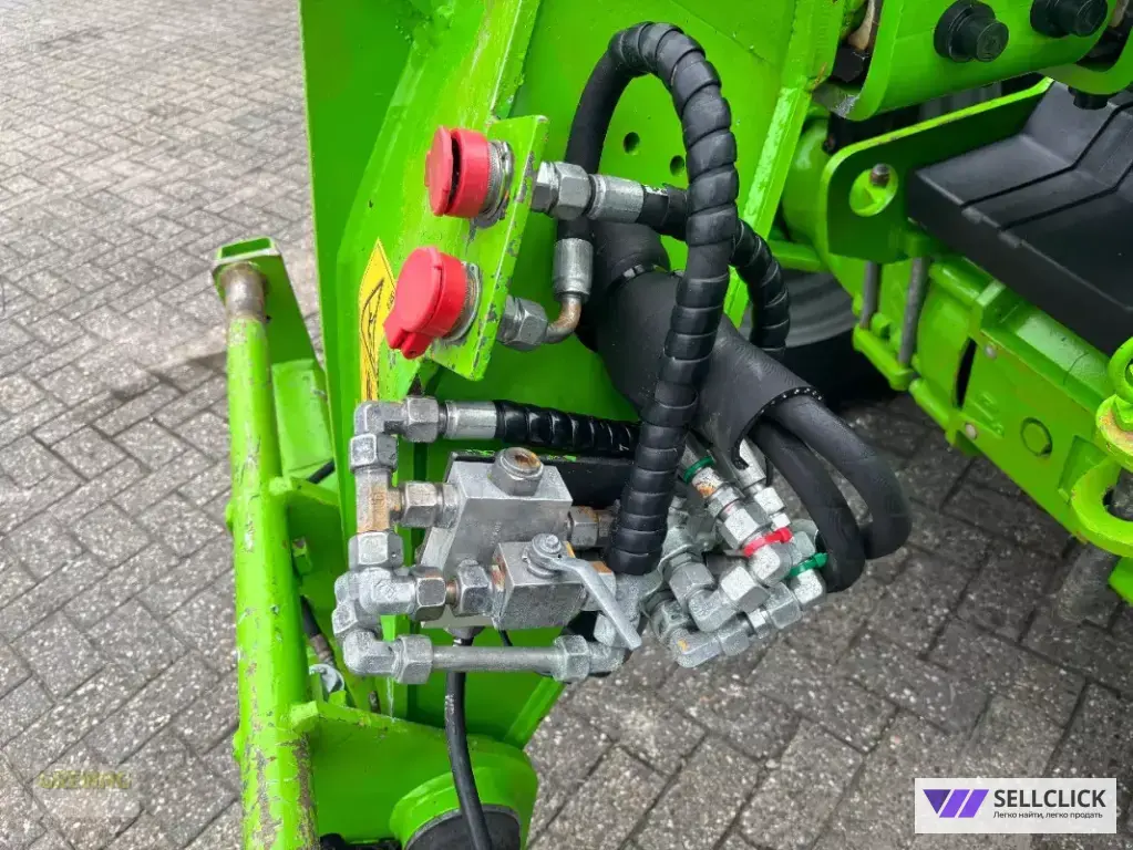 Продам телескопический погрузчик Merlo TF 30.9-115