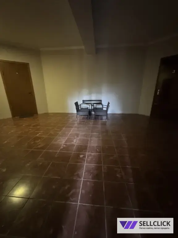 Квартира 4 комнаты, 209 м², 2/5 эт., Агент