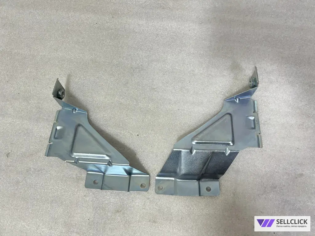 Кронштейны крепления решетки радиатора Лада Калина 1