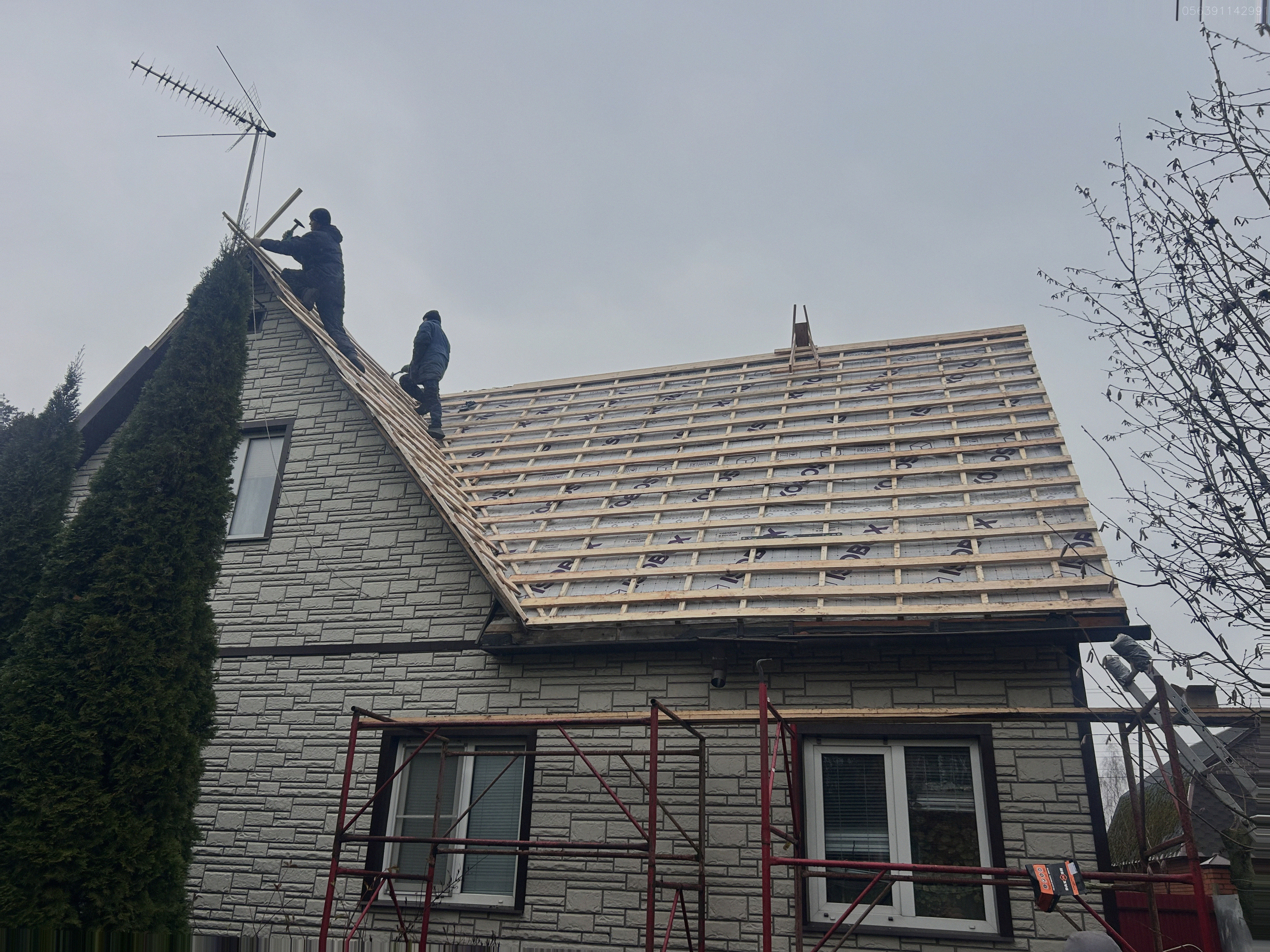 Ремонт крыши устранение протечек под ключ