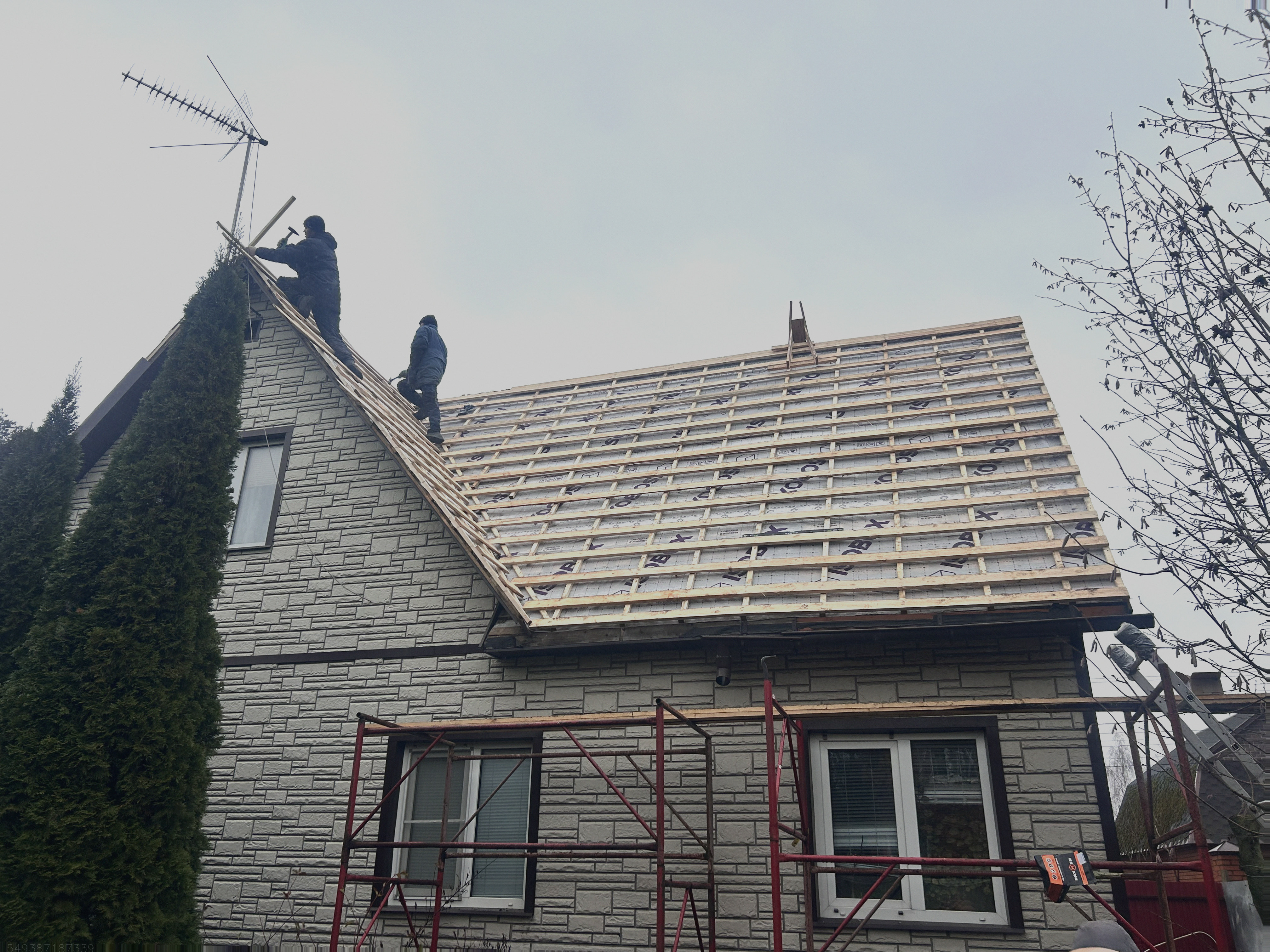 Ремонт крыши устранение протечек под ключ