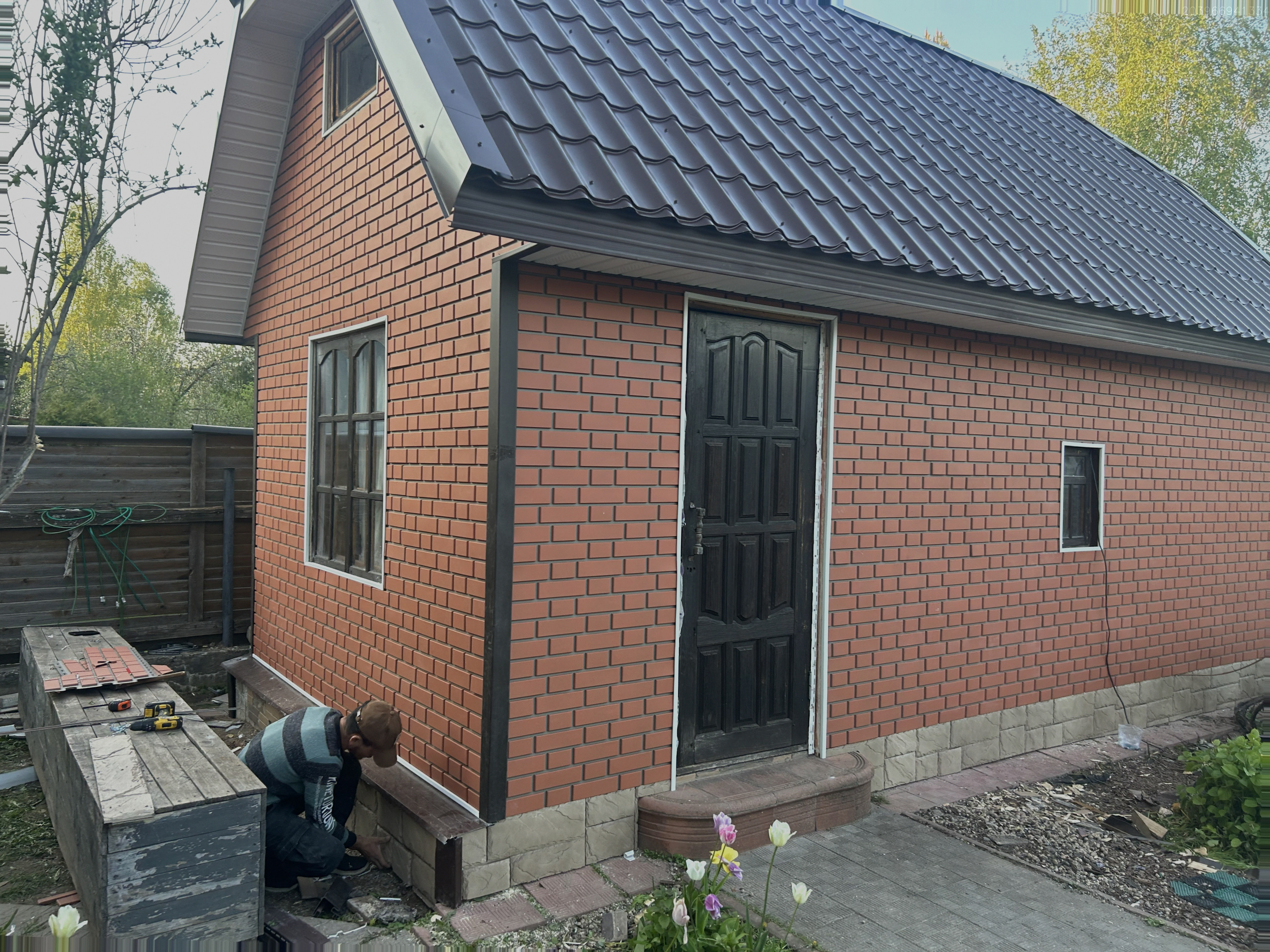 Фасадные работы монтаж сайдинга фасадных панелей Арт.:1129821395