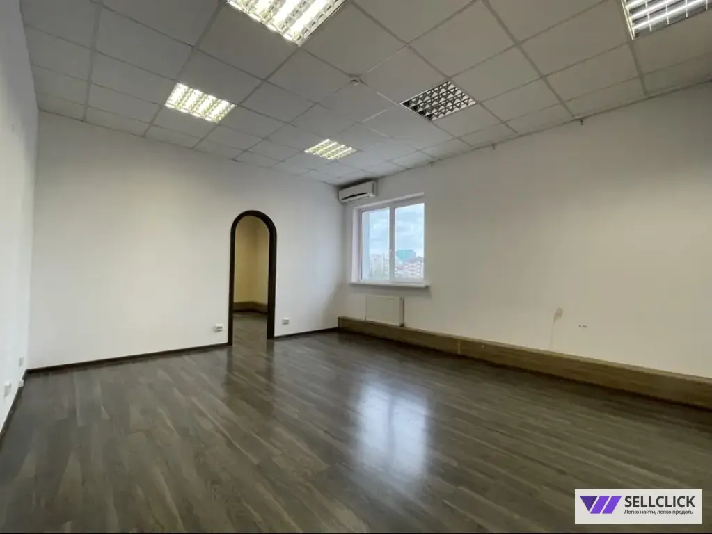 Продается офис в центре  по ул. 50 лет ВЛКСМ, 49, стр. 3, БЦ "Пальмира", район ТРЦ "Премьер"
