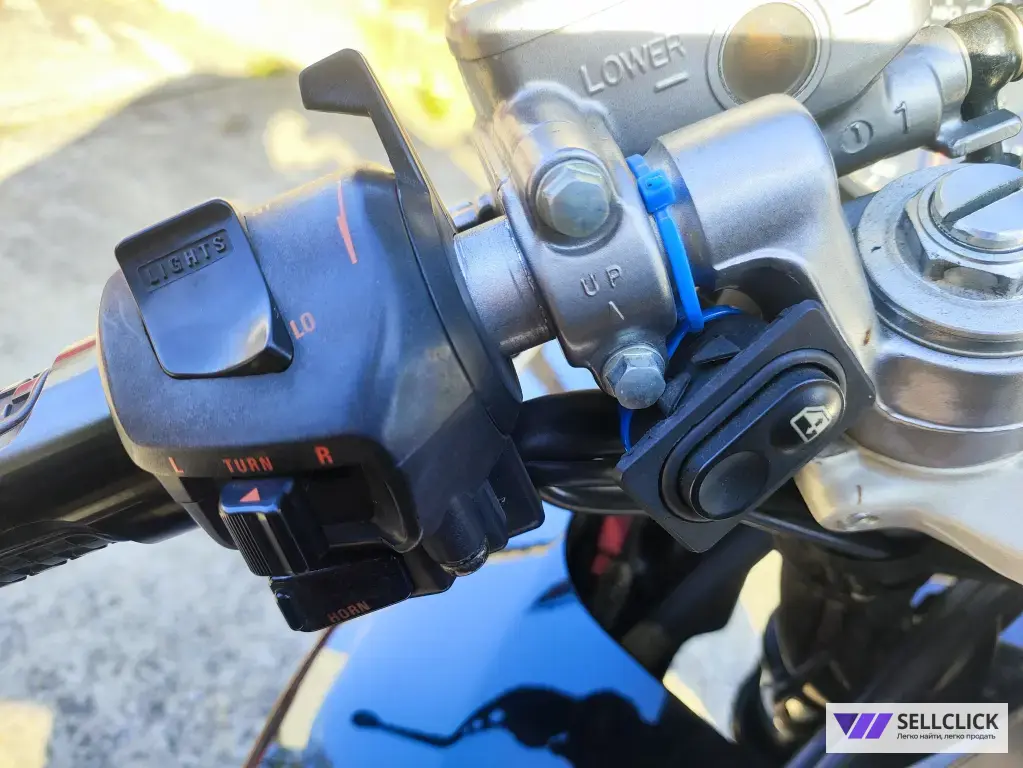 Honda vfr750f rc36