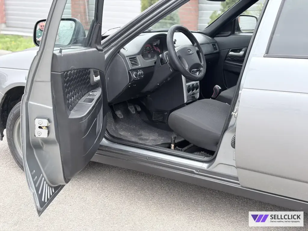 LADA (ВАЗ) Priora 1.6 Механическая, 2011, 177500 км