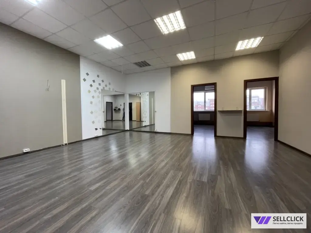 Продается офис в центре  по ул. 50 лет ВЛКСМ, 49, стр. 3, БЦ "Пальмира", район ТРЦ "Премьер"
