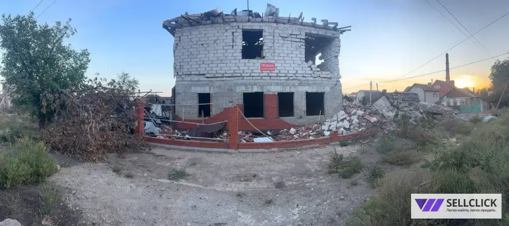 Продается двухэтажный дом в центральном районе