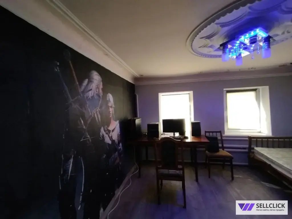 Продаётся дом в центре города