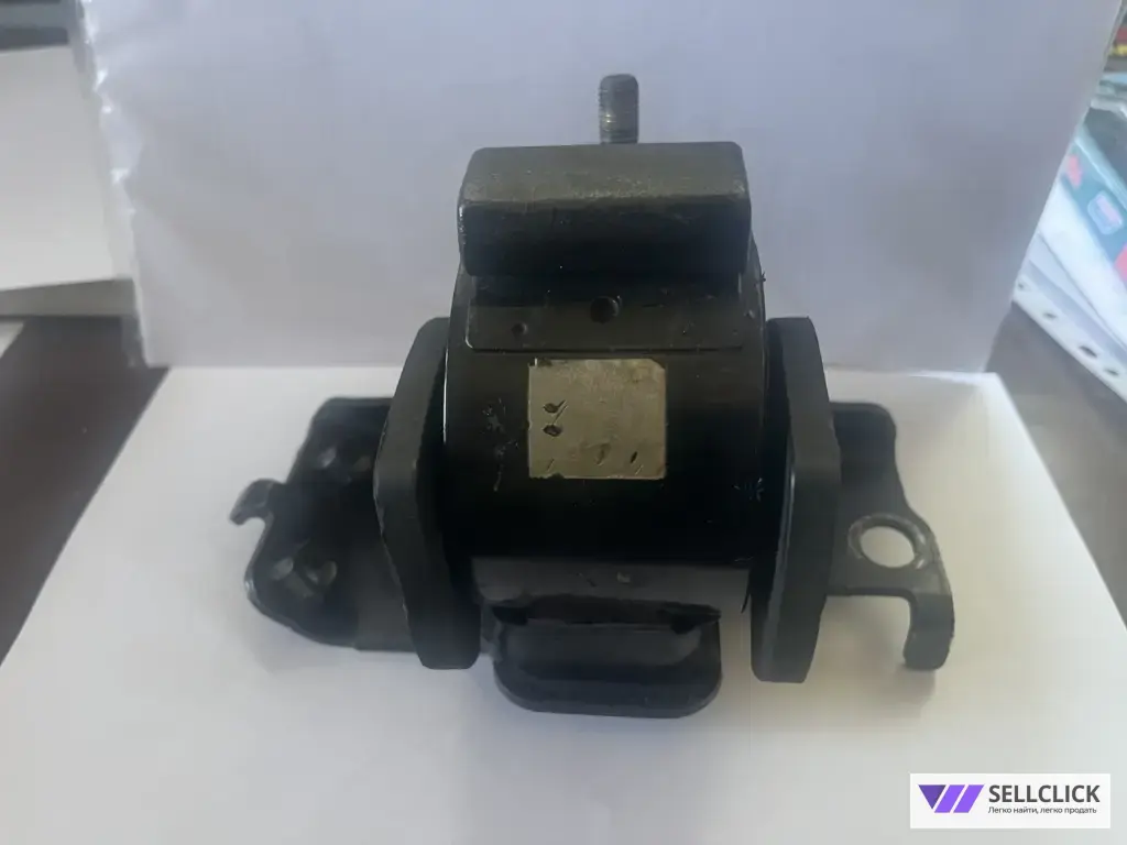 Подушка двигателя Toyota Vista CV40
