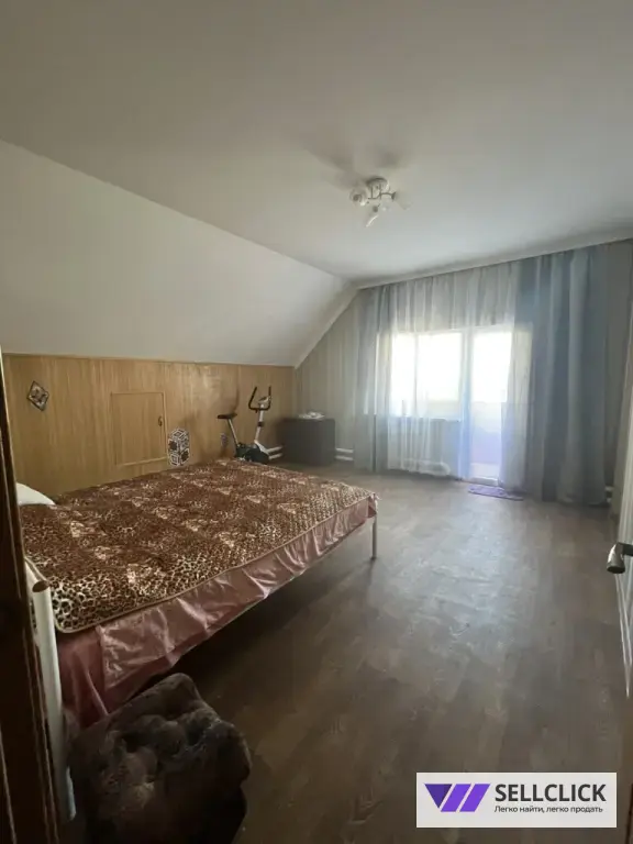 Дом 164 м², участок 5 сот.