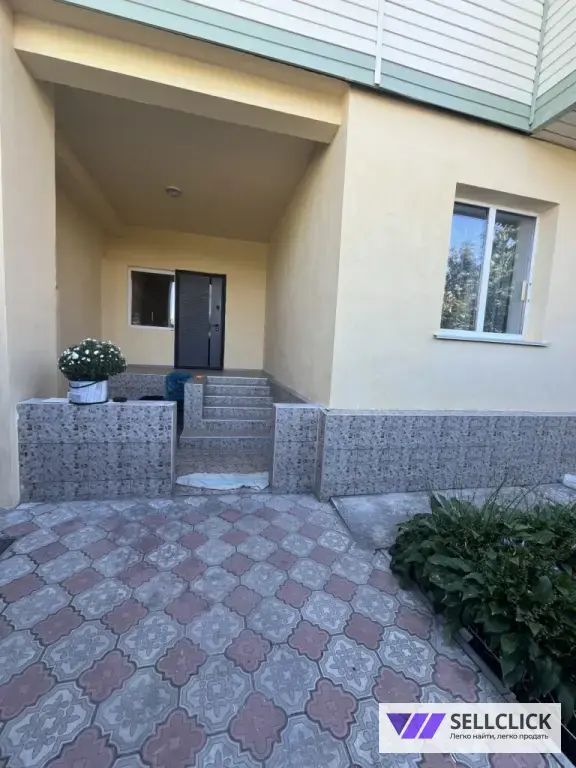 Дом 164 м², участок 5 сот.