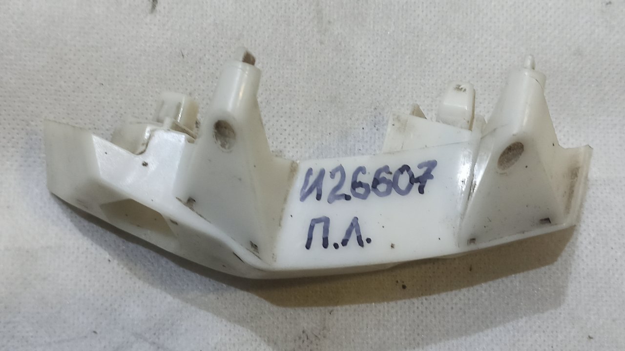 Кронштейн бампера