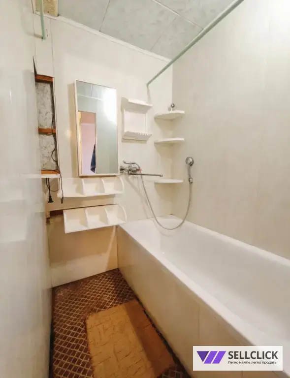 Квартира 3 комнаты, 63 м², 9/9 эт., Агент