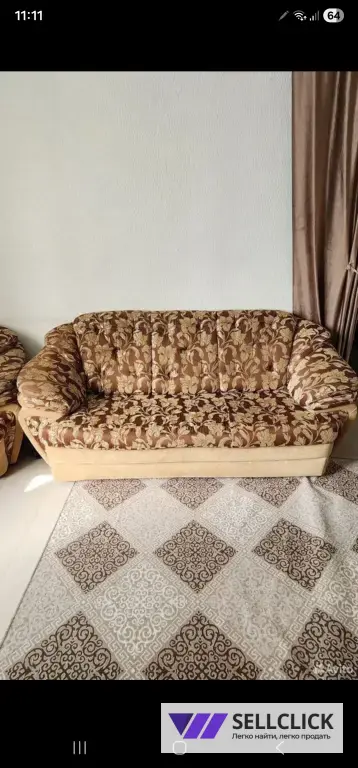 Холл.Диван и два кресла