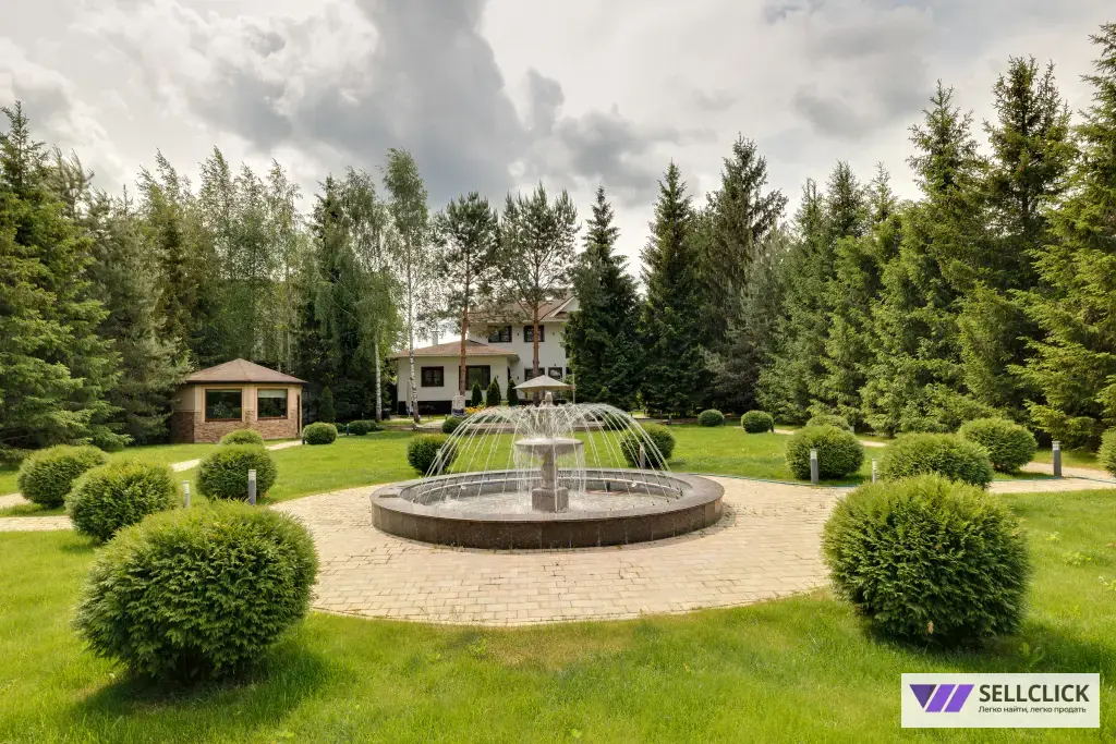 Коттедж 600 м², участок 30 сот.