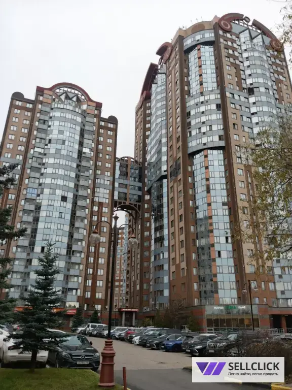 Квартира 3 комнаты, 130 м², 23/32 эт., Агент