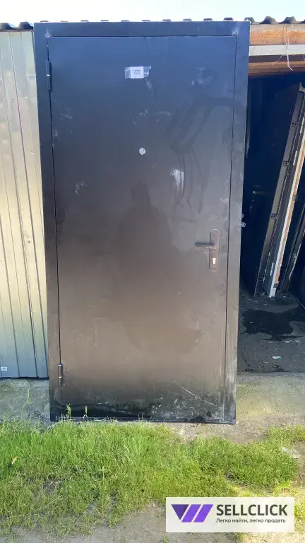 входные двери металические б/у