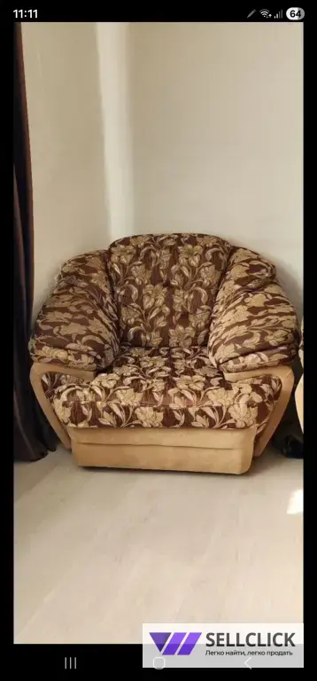 Холл.Диван и два кресла