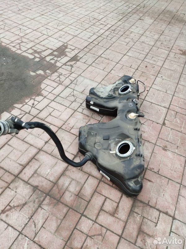 Топливный бак BMW 5 E60 M54B30 2005