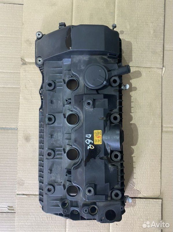 Крышка клапанов BMW X5 E70 N62B48 2008