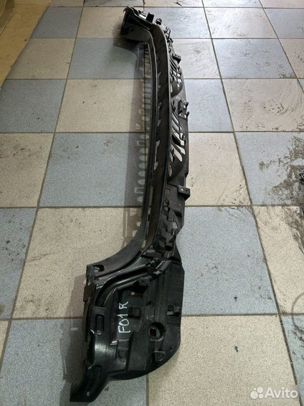 Кронштейн бампера задний BMW 7 F01 N54B30 2010