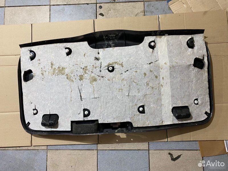 Обшивка двери багажника BMW X3 E83 N52B30AF 2007