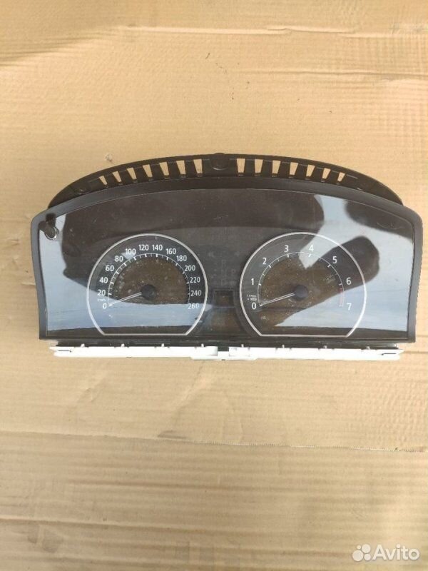 Щиток приборов BMW 7 E65 N62B44 2005