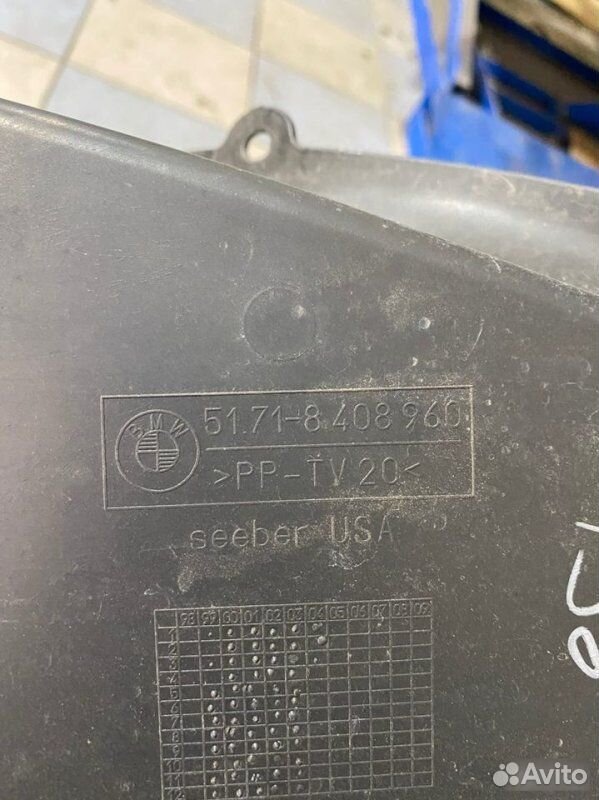 Кожух колесной ниши BMW X5 E53 M54B30 2006
