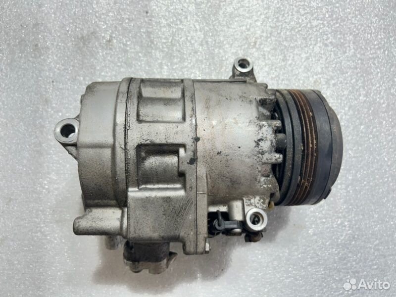 Компрессор кондиционера BMW X5 E53 M54B30 2006