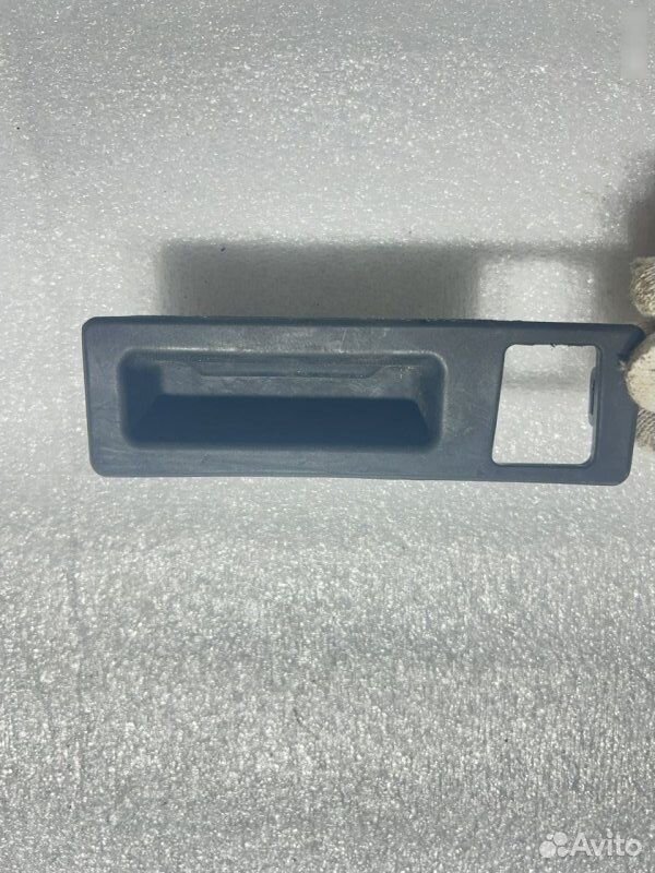 Кнопка открывания багажника BMW 5 F10 N52B30 2010
