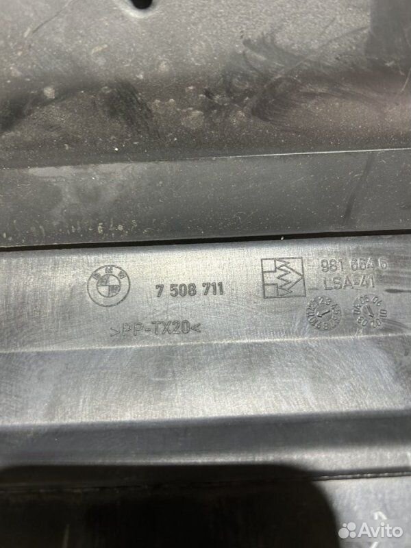Воздухозаборник BMW 3 E46 N46B20 2004