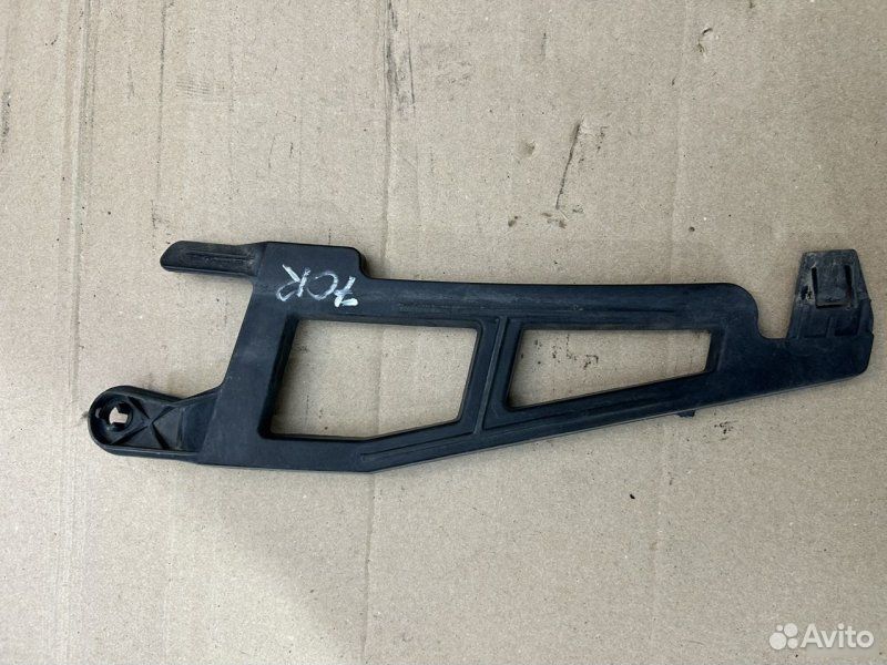 Кронштейн бампера задний правый BMW X5 E70 N62B48