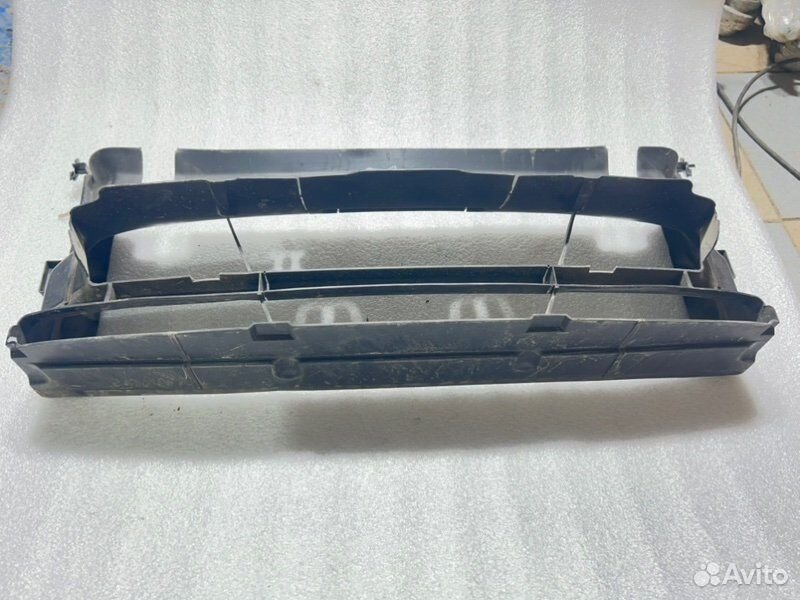 Воздуховод радиаторов BMW 3 F30 N20B20 2012