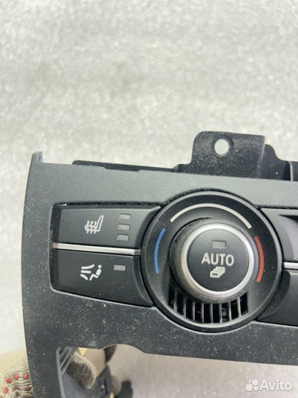 Блок климат-контроля BMW X5 E70 N62B48 2008