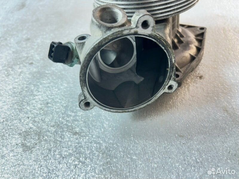 Помпа водяная BMW 7 F01 N63B44A 2011