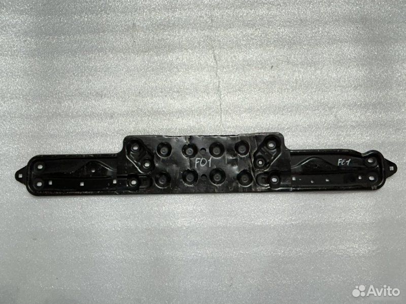 Распорка кузова задняя BMW 7 F01 N54B30 2010